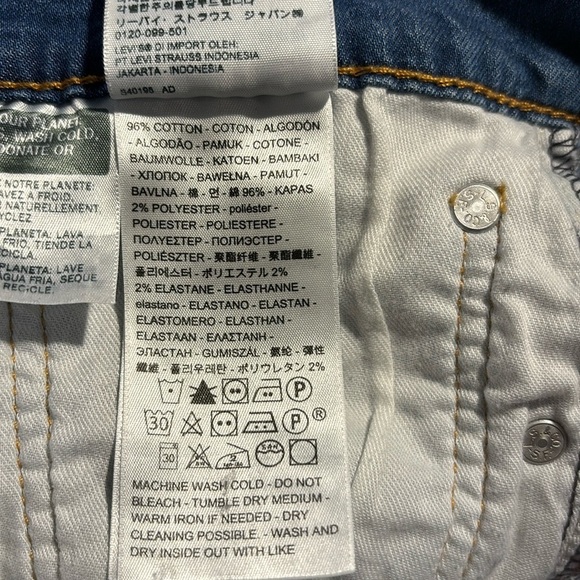 2/$30 LEVI 505 Men’s Blue Jean Shorts 42”W x 21 1/4” L - Picture 6 of 6